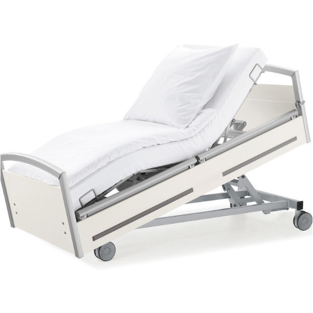 เตียงผู้ป่วยชนิดสามไกร์ปรับด้วยไฟฟ้าราวสไลด์สำหรับพักฟื้นที่บ้าน  Medical bed sentida 6  wissner-bosserhoff