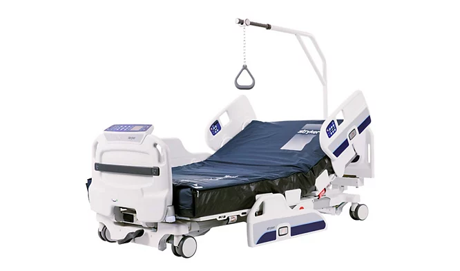 เตียงผู้ป่วยควบคุมด้วยไฟฟ้าขนาดใหญ่สำหรับคนอ้วนพร้อมที่ช่วยจับ MV3 Bariatric hospital bed  Stryker