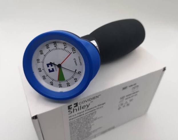 ชุดสำหรับใช้ควบคุมและวัดแรงดันของ laryngeal tube และ tracheal tube Cuff Pressure Gauge Manometre Portable Shiley Covidien